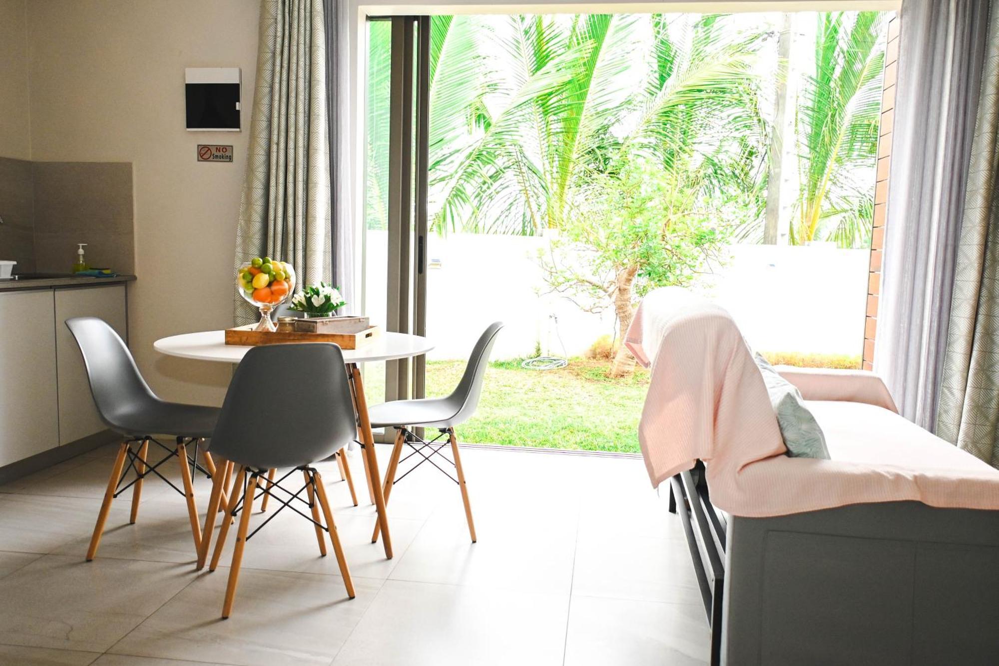 Bois Mapou Self Catering Apartments Unit 101 Rivière Noire Exterior foto